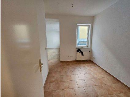 Etagenwohnung Gotha - 3 Zimmer, 73 m&sup2;, 455&euro; | Angebot:26005411