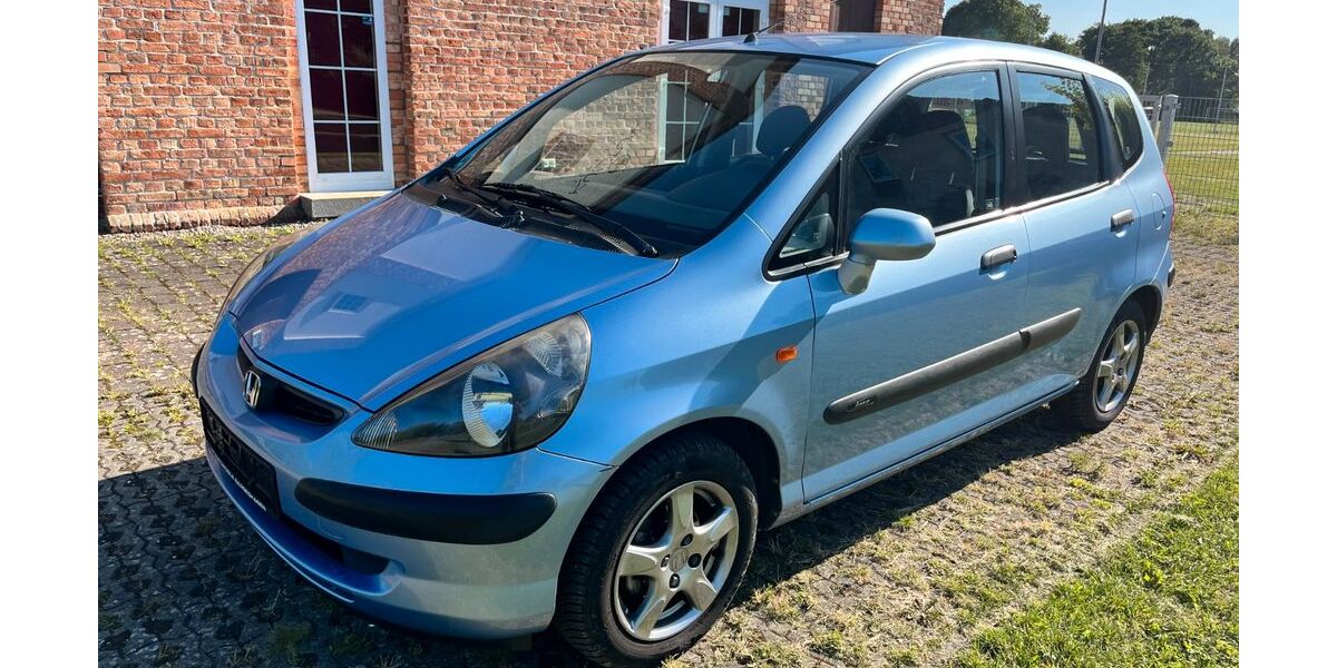 Honda Jazz 146.215 km 4.499 &euro; Bargeshagen 18211
