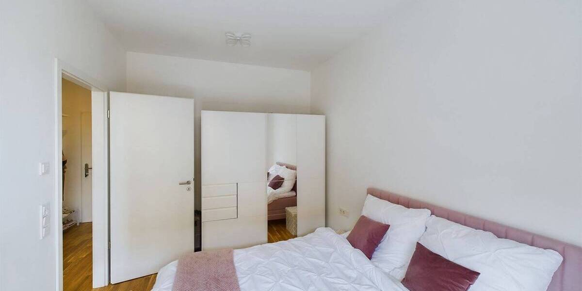 Etagenwohnung Dresden Wilsdruffer Vorstadt/Seevorstadt-West - 2 Zimmer, 52 m&sup2;, 750&euro; | Angebot:26279962