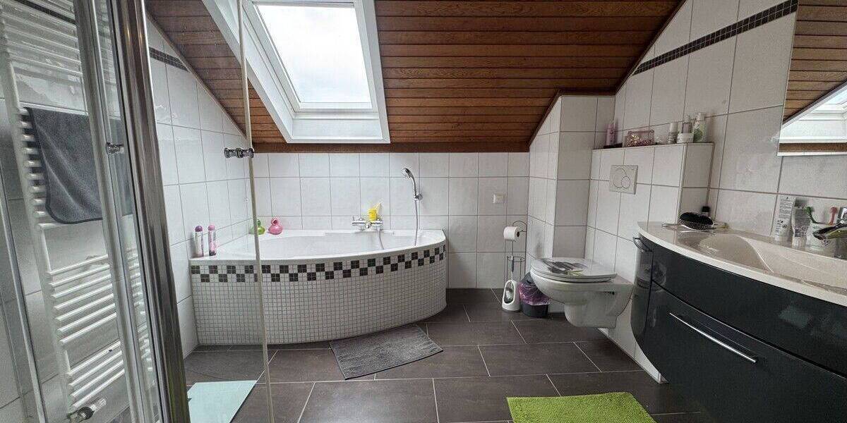 Einfamilienhaus Wiefelstede - 7 Zimmer, 151 m&sup2;, 329.000&euro; | Angebot:26815888