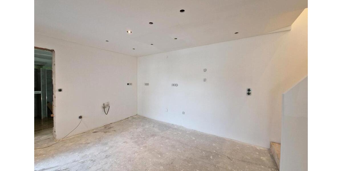 Doppelhaushälfte Grafschaft - 3 Zimmer, 90 m&sup2;, 230.000&euro; | Angebot:25975751
