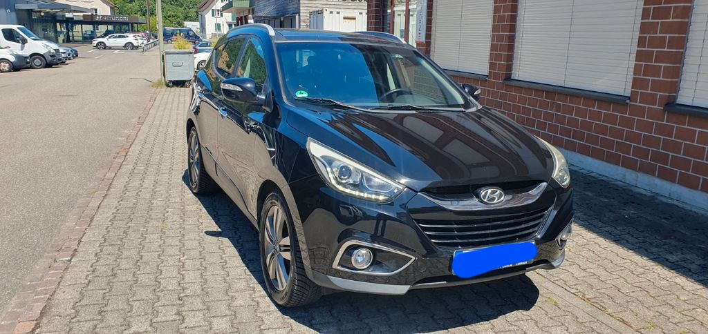 Hyundai ix35 77.350 km 10.800 &euro; Rheinfelden 79618