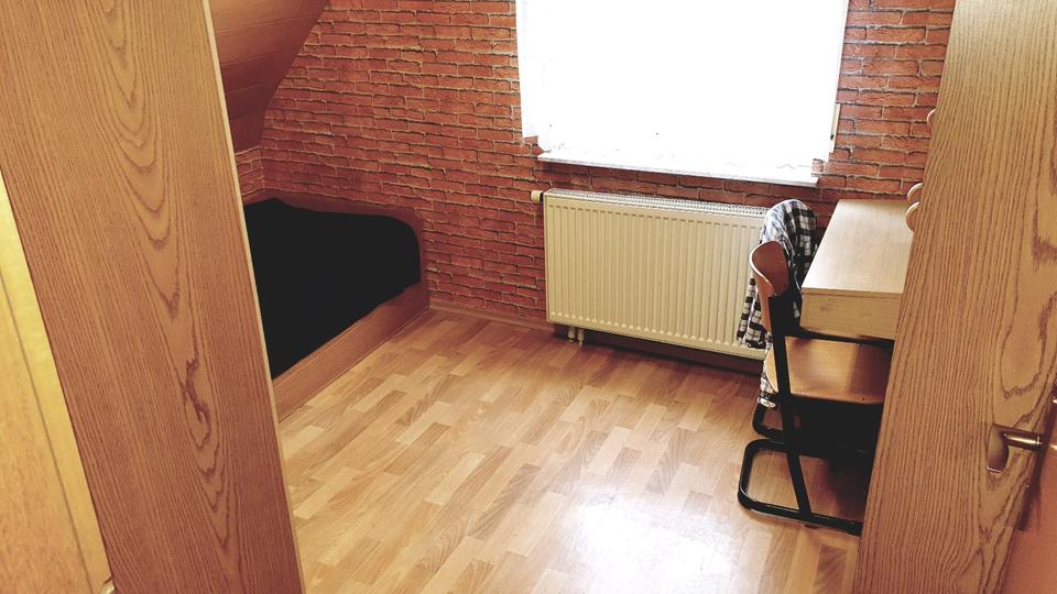 Mehrfamilienhaus, Wohnhaus Bietigheim-Bissingen Bissingen - 10 Zimmer, 210 m&sup2;, 850.000&euro; | Angebot:24154002