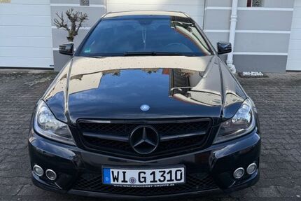 Mercedes-Benz C 250 289.503 km 8.399 &euro; Wiesbaden 65205