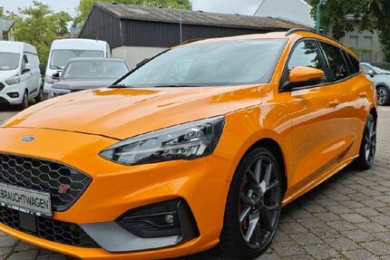 Ford Focus 12.231 km 27.989 &euro; Erding 85435