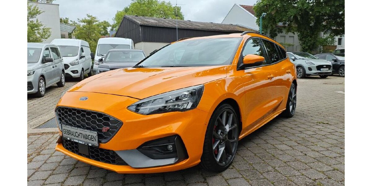 Ford Focus 12.231 km 27.989 &euro; Erding 85435