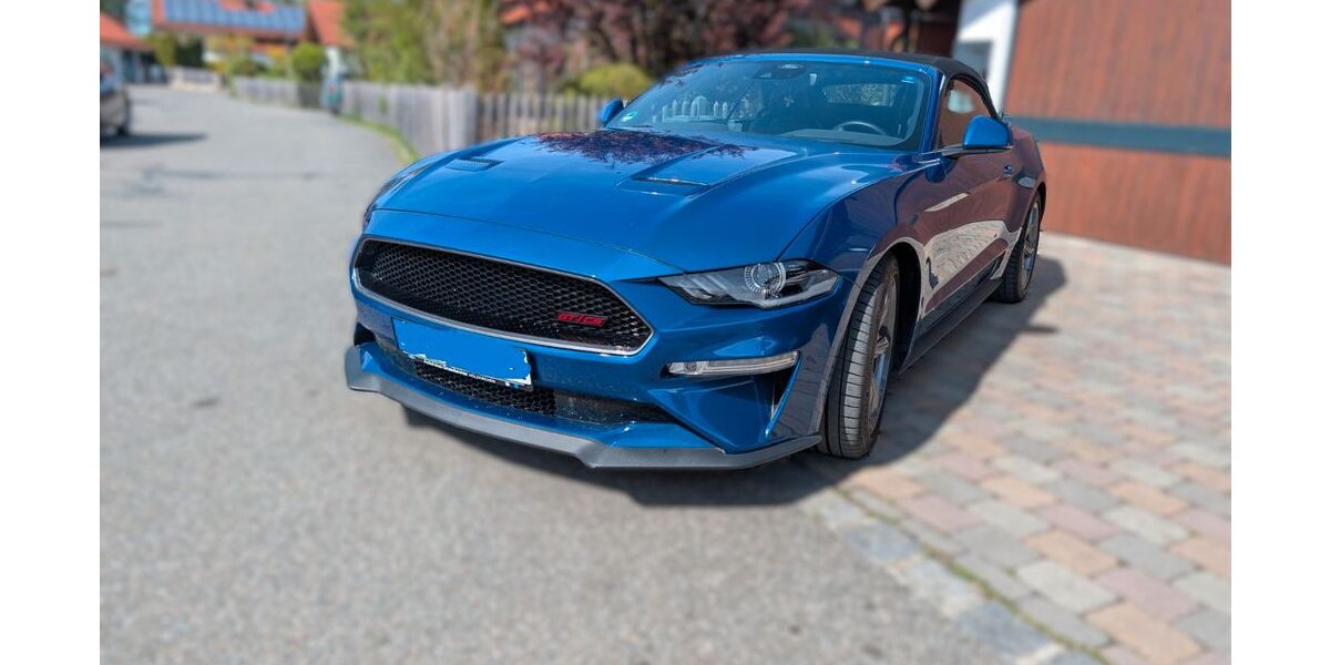 Ford Mustang 15.000 km 44.400 &euro; Otterfing 83624