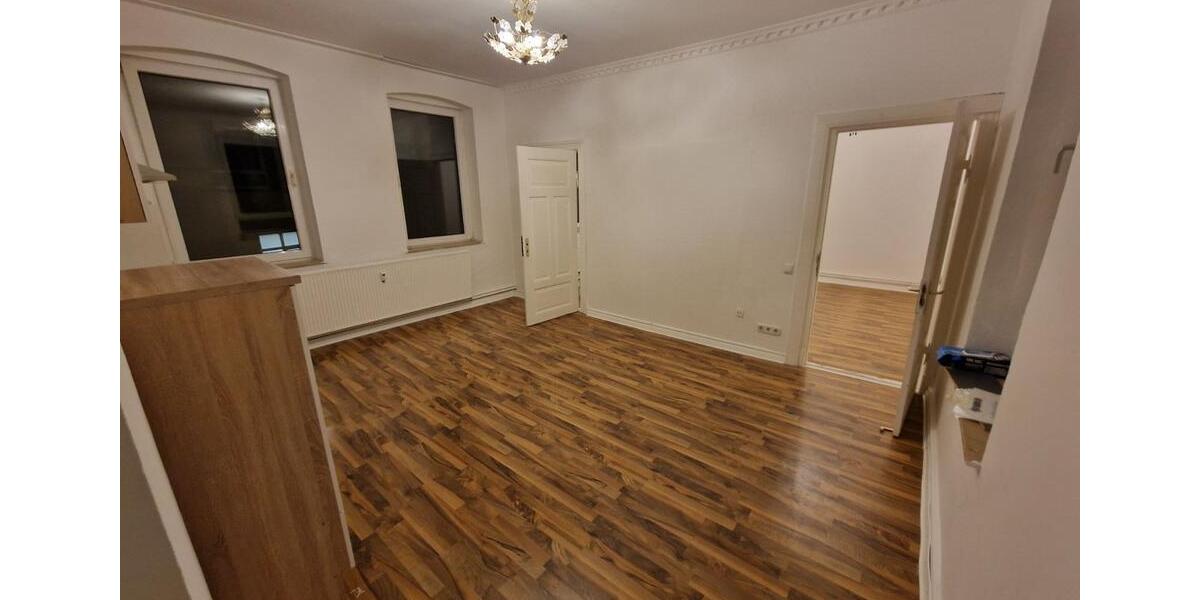 4-Zimmer Wohnung in Flensburg, neue Küche + E-Geräte, Badewanne 4 zimmer