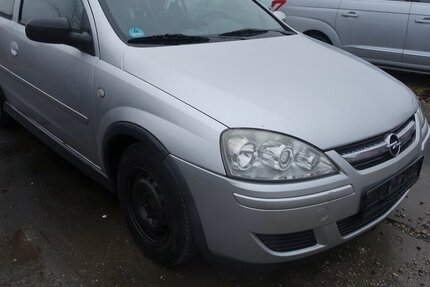 Opel Corsa Klima el. Fenster ohne TÜV fahrbereit 207.000 km 300 &euro; Neumarkt/OPf 92318