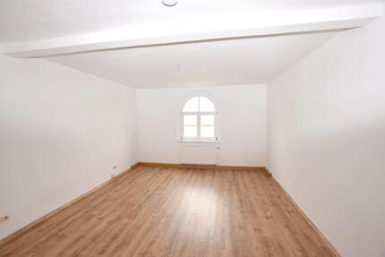 Wohnung Greiz - 1 Zimmer, 37 m&sup2;, 250&euro; | Angebot:26406332