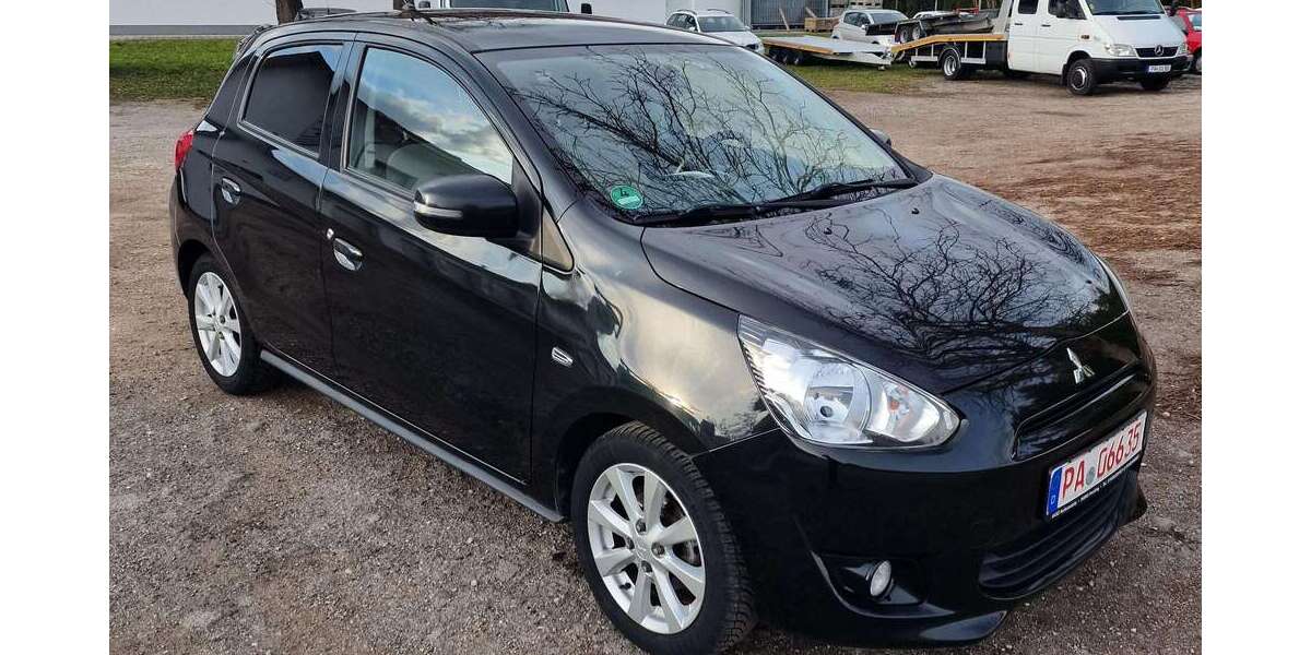 Mitsubishi Space Star 128.963 km 4.890 &euro; Pocking 94060