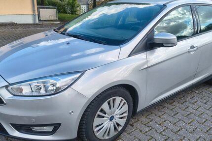 Ford Focus 126.420 km 7.490 &euro; Lötzbeuren 56843