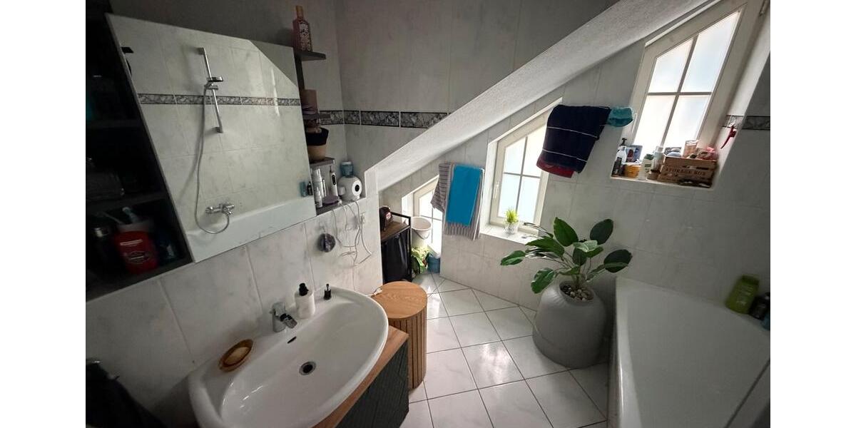 Erdgeschoßwohnung Eisenach - 3 Zimmer, 99 m&sup2;, 205.000&euro; | Angebot:26196501