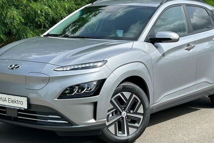 Hyundai KONA Elektro 7.500 km 49.900 &euro; Jüterbog 14913