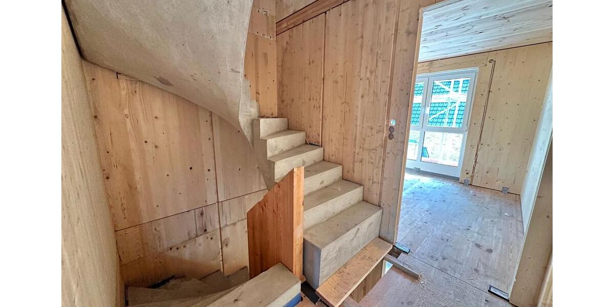 Willkommen in der Zukunft: Neubau-Reihenmittelhaus mit Einbauküche als Erstbezug in beliebter Lage! 6 zimmer