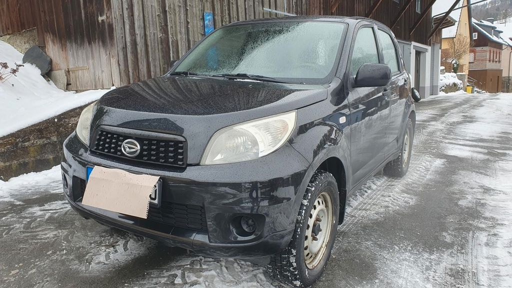 Daihatsu Terios 82.000 km 8.900 &euro; Ludwigsstadt 96337