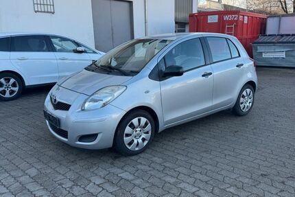 Toyota Yaris 133.300 km 3.990 &euro; München 80686