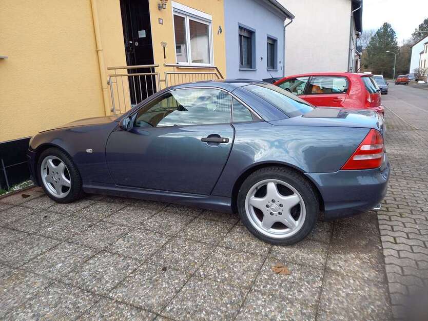 SLK 230