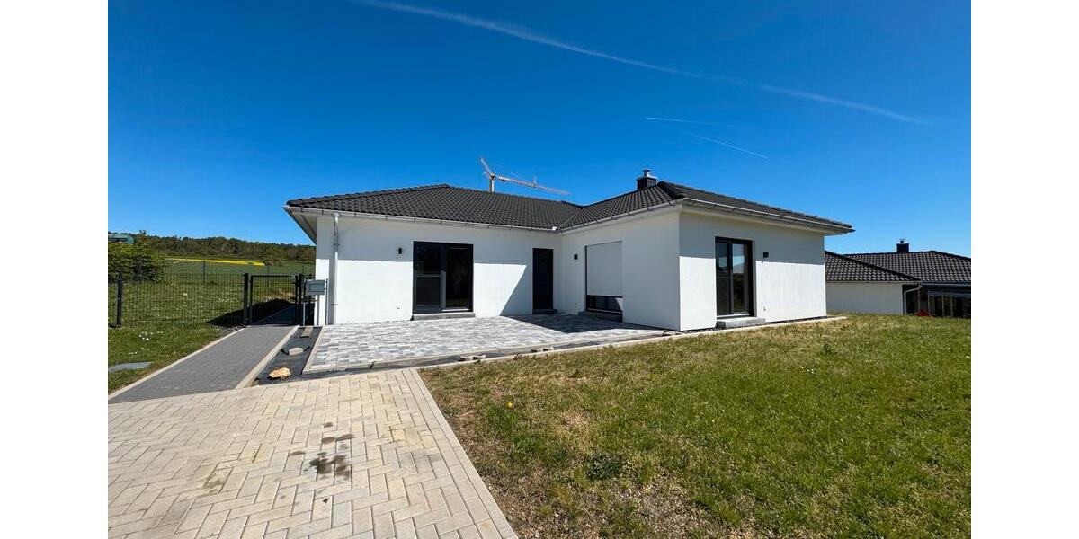 Einfamilienhaus Hohenroth - 5 Zimmer, 137 m&sup2;, 1.450&euro; | Angebot:26462337