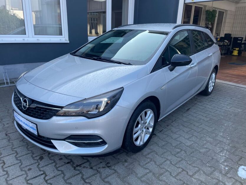Opel Astra 4.799 km 18.699 € Leuna 06237