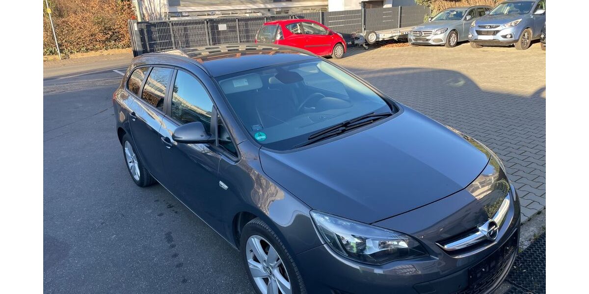 Opel Astra 136.000 km 5.900 &euro; Niederdorfelden 61138