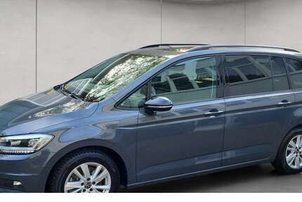 VW Touran 25.600 km 37.980 &euro; Rendsburg 24768