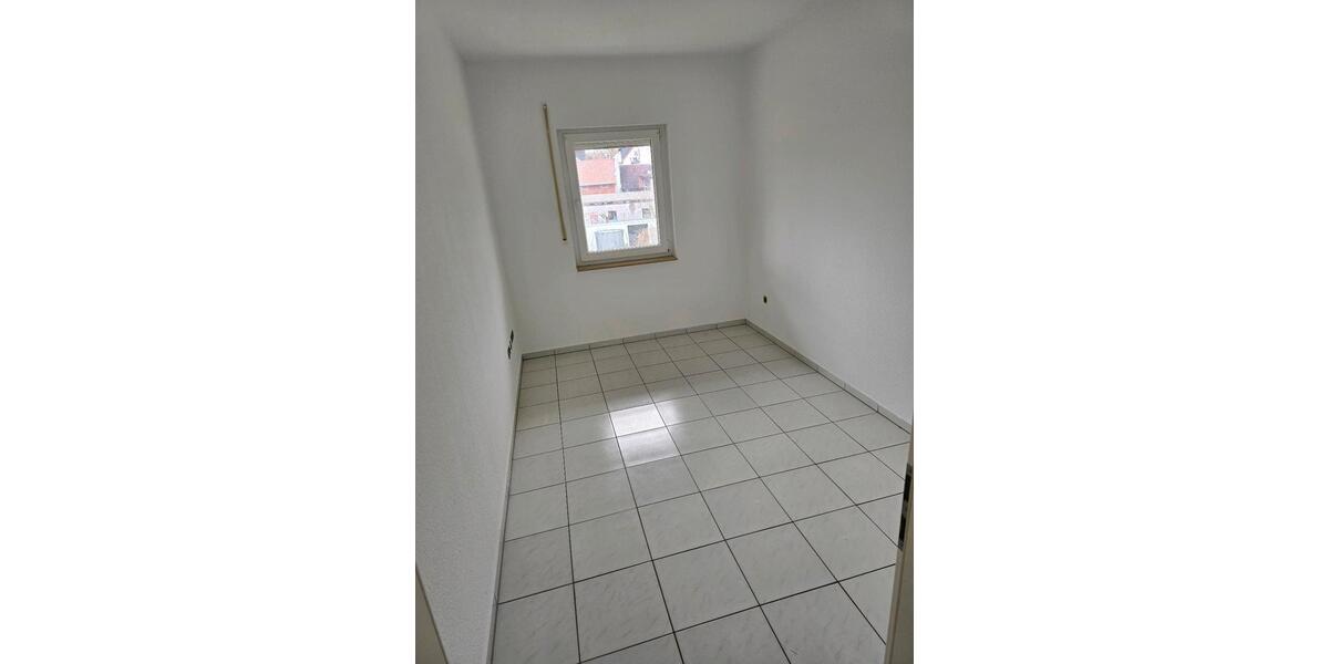 Reihenhaus Reinheim - 5 Zimmer, 125 m&sup2;, 1.450&euro; | Angebot:25977482