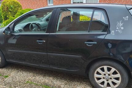 VW Golf 246.000 km 1.200 &euro; Emden 26723