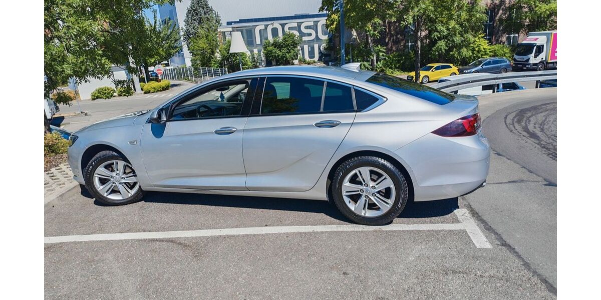 Opel Insignia 116.300 km 10.900 &euro; Göppingen 73033