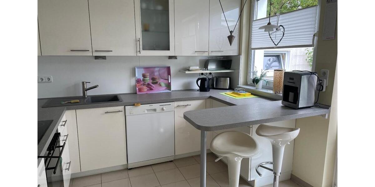 Einfamilienhaus Lohfelden - 3 Zimmer, 110 m&sup2;, 1.500&euro; | Angebot:25753736