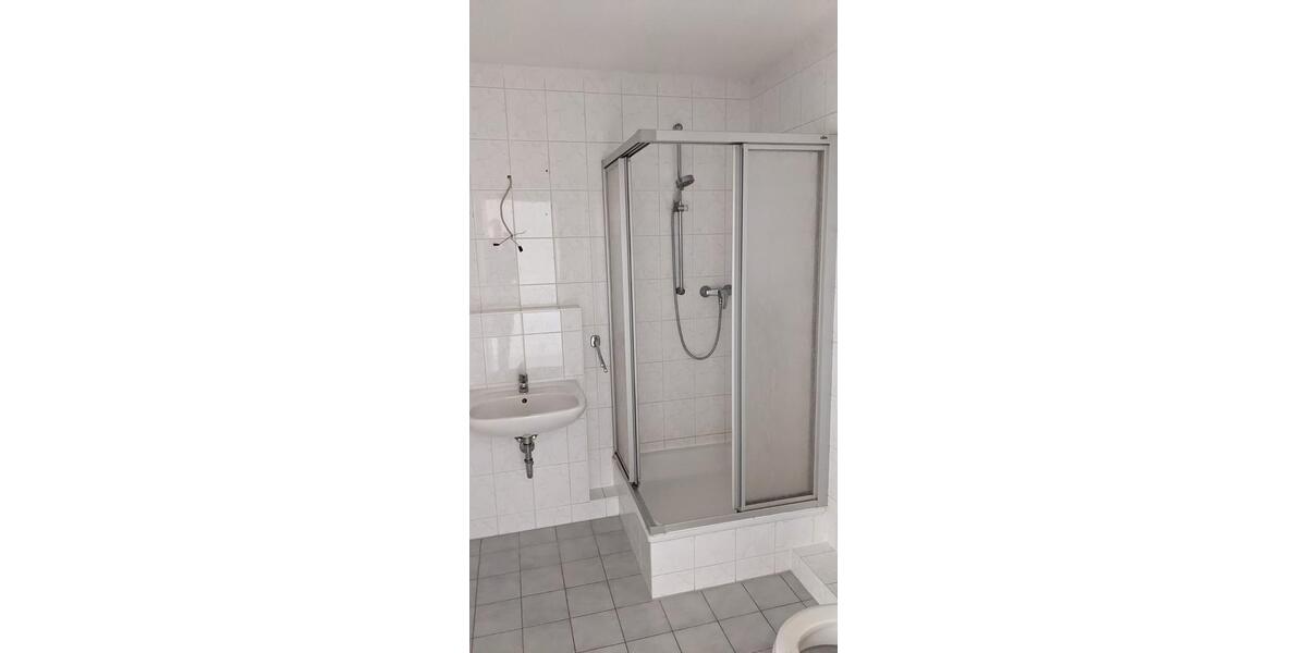 Dachgeschoßwohnung Wilsdruff - 1 Zimmer, 33 m&sup2;, 240&euro; | Angebot:26647426