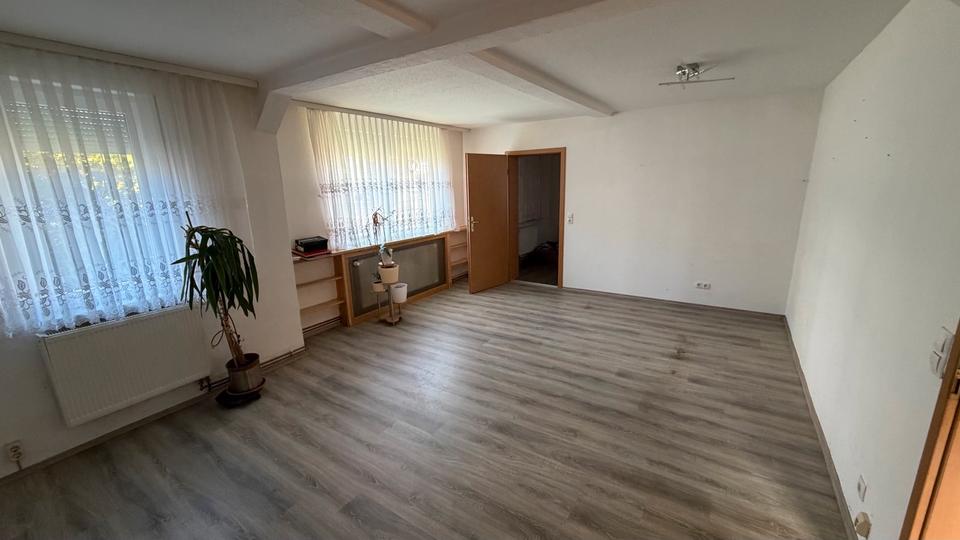 Einfamilienhaus Waltershausen - 140.000&euro; | Angebot:27018019