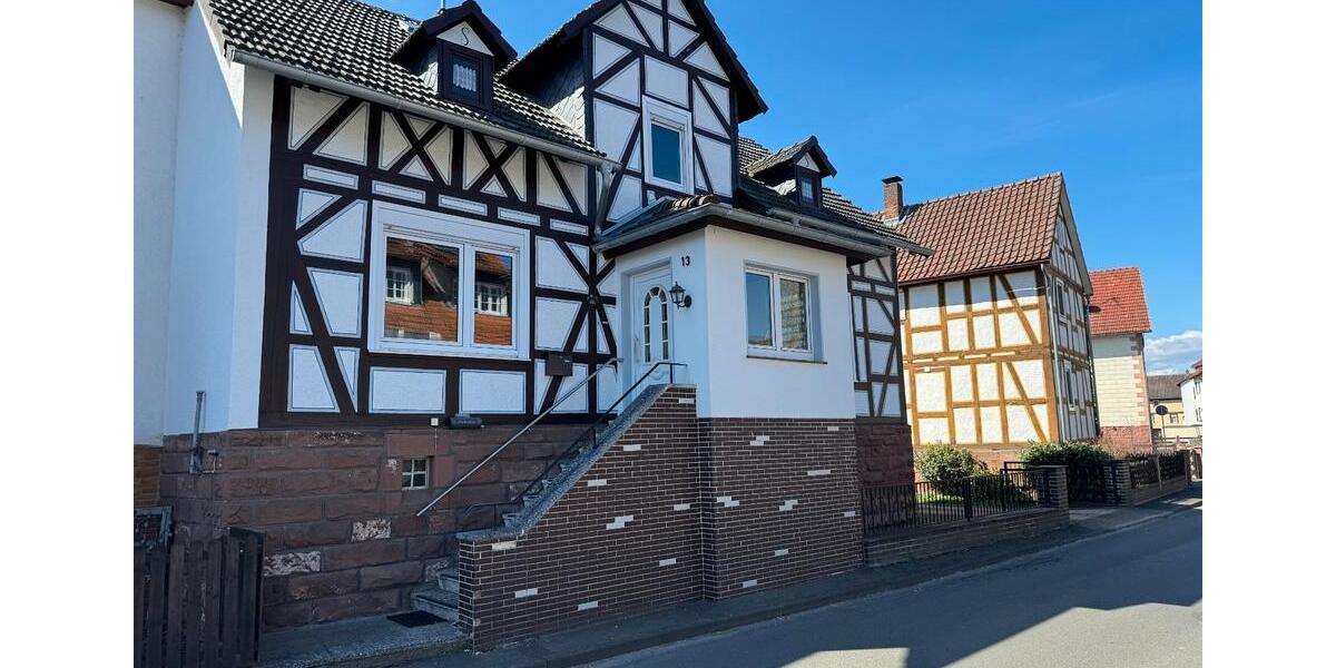 Einfamilienhaus Kirchhain - 6 Zimmer, 142 m&sup2;, 269.000&euro; | Angebot:26129846