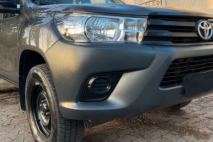 Toyota Hilux 185.507 km 22.491 &euro; München 80935