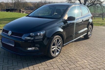 VW Polo 221.600 km 4.999 &euro; Roklum 38325