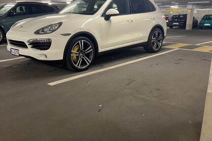 Porsche Cayenne 105.350 km 25.900 € München 81549