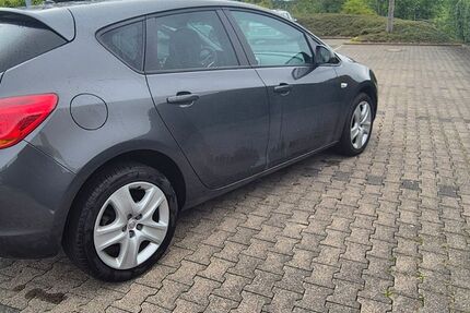Opel Astra 19.900 km 6.999 &euro; Bad Honnef 53604