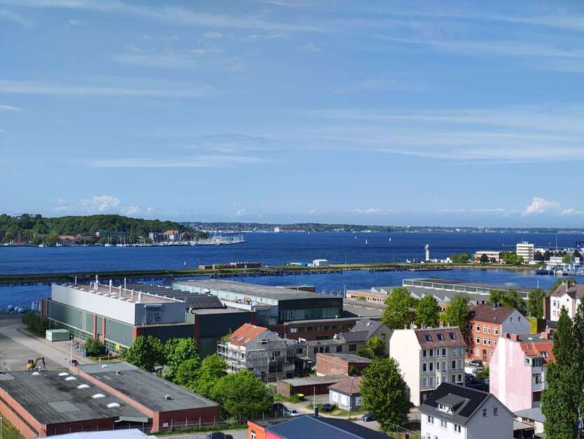 Wohnung zum Kaufen in Kiel 128.000 € 42 m²