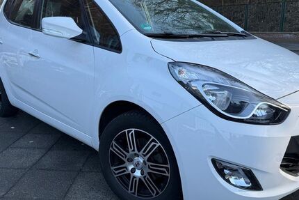 Hyundai ix20 85.000 km 6.900 &euro; Mönchengladbach - Odenkirchen 41199