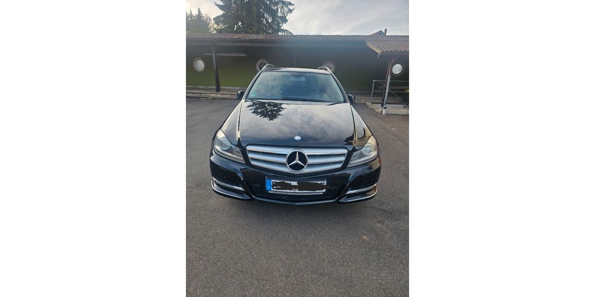 Mercedes-Benz C 220 226.415 km 6.500 &euro; Dassel 37586