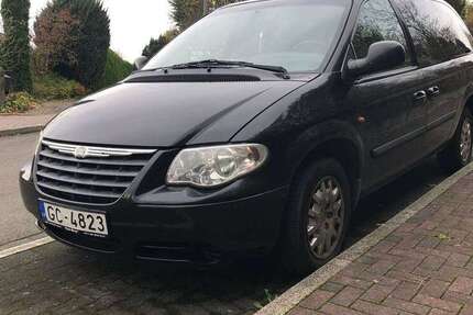 Chrysler Voyager 201.000 km 2.000 € Halver 58553