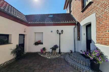 Haus zum Kaufen in Hamm 649.000 € 280 m²