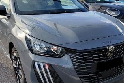 Peugeot 208 28.372 km 14.980 &euro; Rüsselsheim 65428