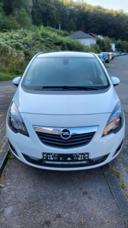 Opel Meriva 151.500 km 2.800 € Arnsberg 59821