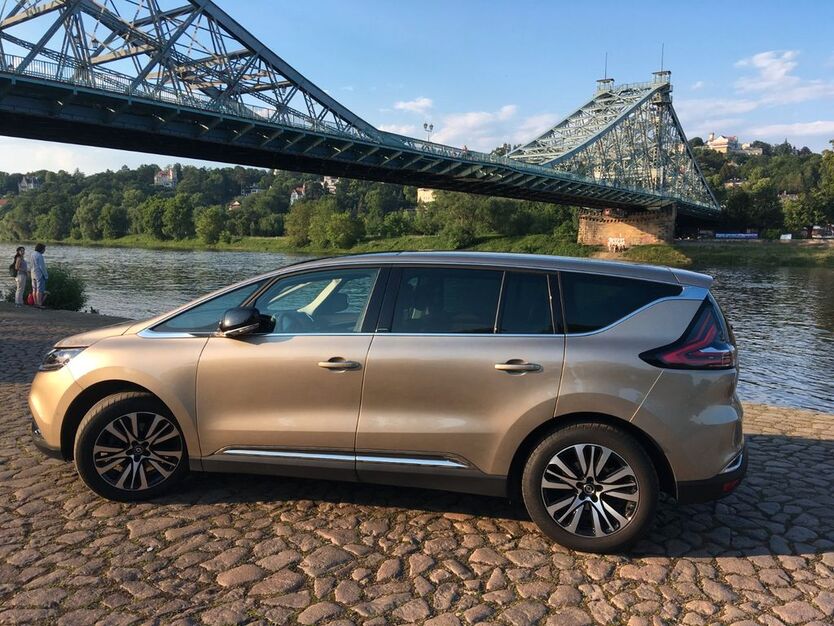 Renault Espace 189.000 km 12.100 € Dresden 01309