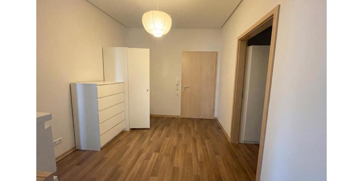 Etagenwohnung Würzburg Heuchelhof - 2 Zimmer, 84 m&sup2;, 349.000&euro; | Angebot:26393771