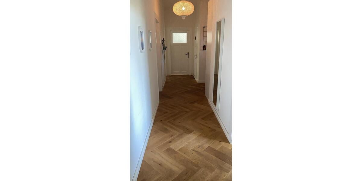 Maisonettenwohnung Mönchengladbach Süd - 4 Zimmer, 148 m&sup2;, 1.400&euro; | Angebot:25047245