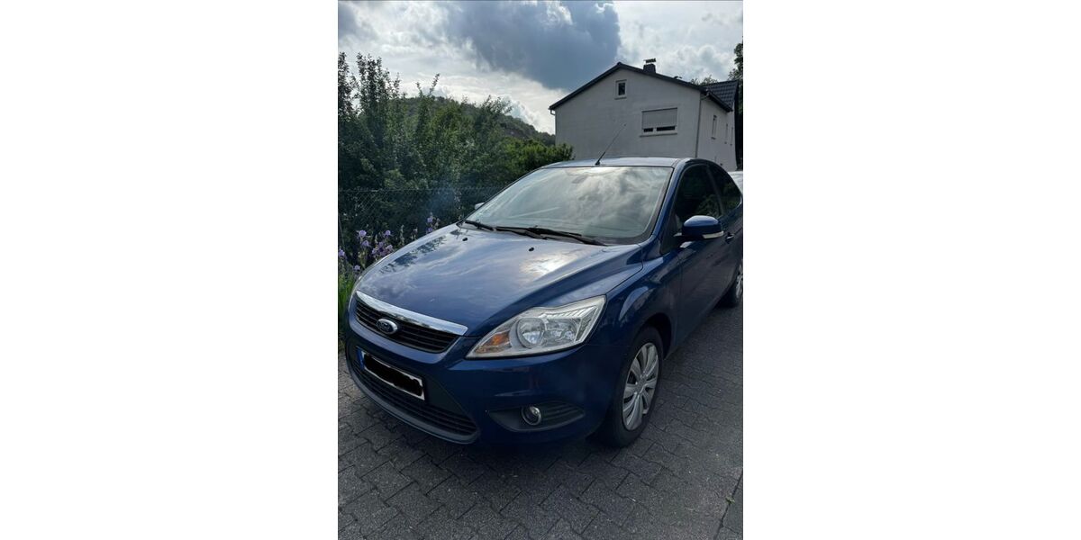 Ford Focus 122.084 km 3.265 &euro; Dillenburg 35686