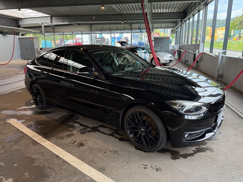 BMW 330 Gran Turismo 109.670 km 21.200 € Offenberg 94560