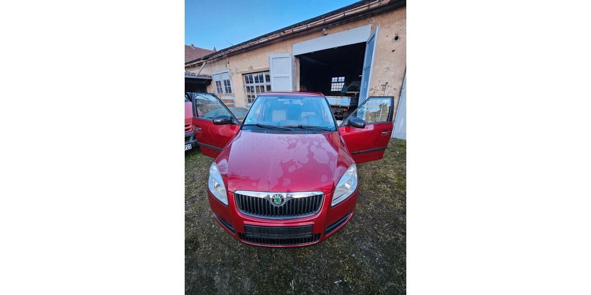 Skoda Fabia 67.461 km 3.999 &euro; Hakeborn 39448